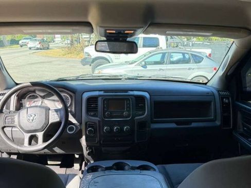 Used 2014 RAM 1500 Express RWD image 12