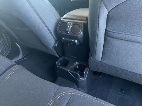 Used 2025 Jeep Wrangler Sport S image 23