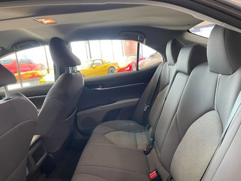 Used 2022 Toyota Camry LE image 18
