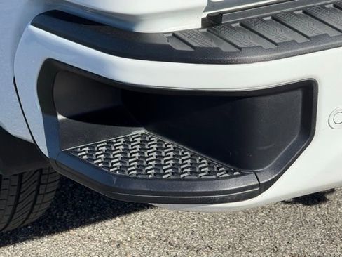 Used 2024 GMC Sierra 1500 Elevation w/ Elevation Premium Package image 10