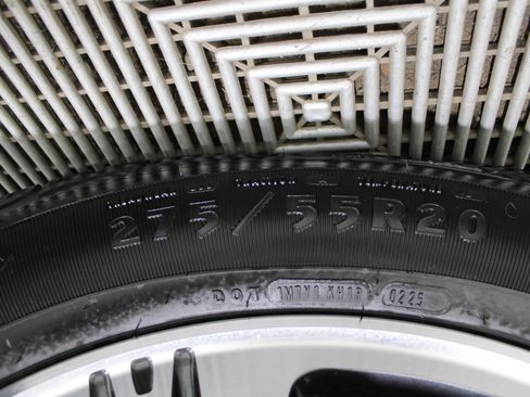 Used 2019 Toyota Tundra SR5 image 36