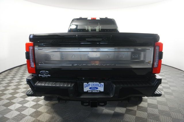 Used 2024 Ford F450 Platinum w/ FX4 Off-Road Package AWD/4WD image 4