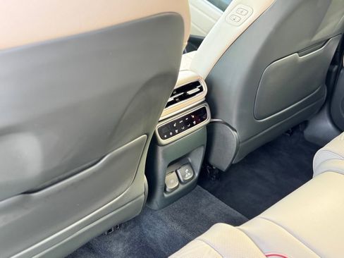 Used 2025 Genesis GV80 3.5T e-SC image 24