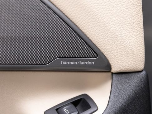 Used 2019 BMW 640i Gran Turismo xDrive image 17