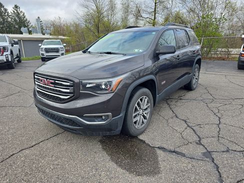 Used 2017 GMC Acadia SLE w/ Driver Alert Package I AWD/4WD image 9