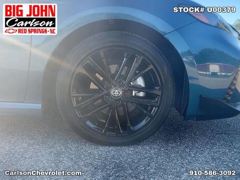 Used 2025 Toyota Camry SE FWD image 35