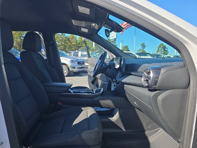 Used 2025 Chevrolet Equinox LT FWD image 11
