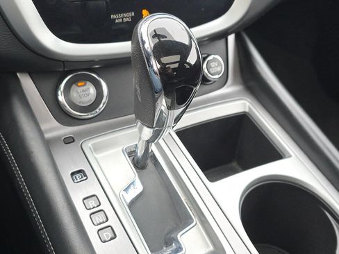 Used 2019 Nissan Murano SV w/ Premium Package image 18