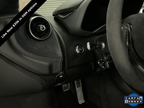 Used 2017 McLaren 570S image 24