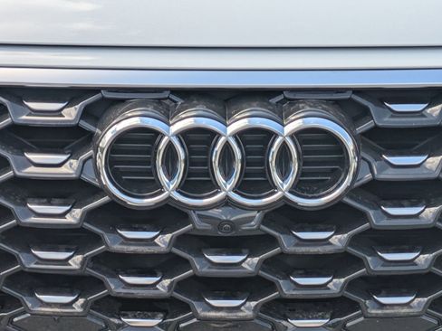 New 2025 Audi Q5 2.0T Premium Plus image 32