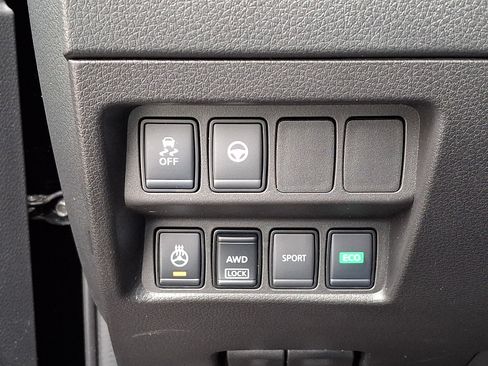 Certified 2022 Nissan Rogue Sport SL AWD/4WD image 27