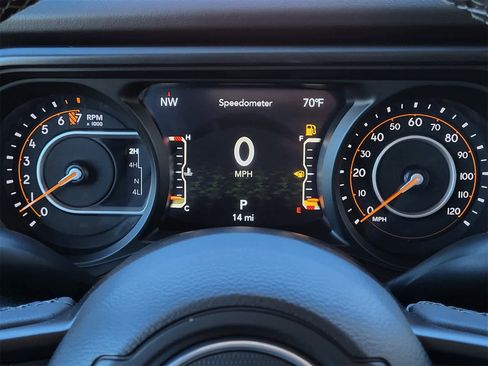 New 2025 Jeep Gladiator Rubicon image 9