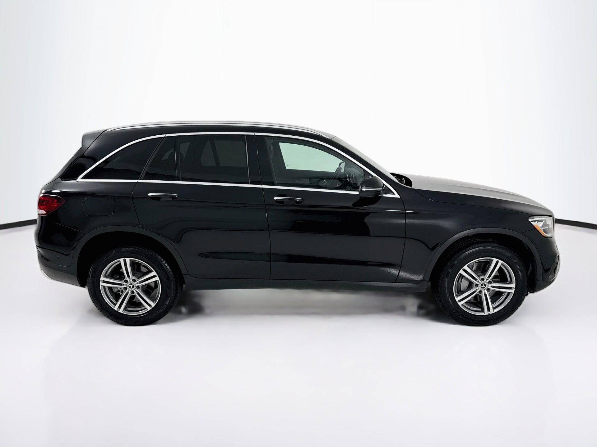 Certified 2022 Mercedes-Benz GLC 300 image 9