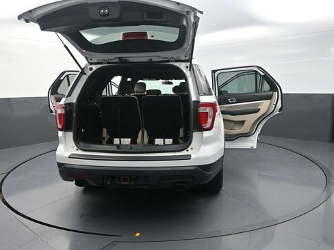 Used 2018 Ford Explorer 4WD w/ Class II Trailer Tow Package image 36