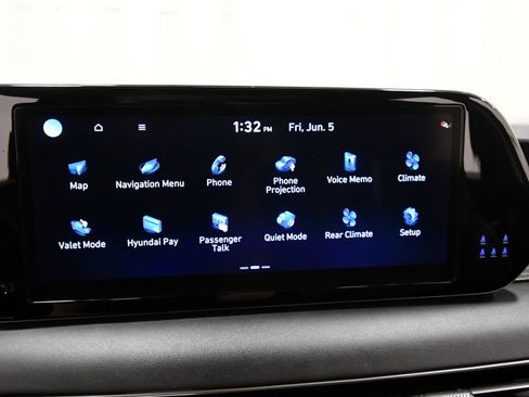 Used 2023 Hyundai Palisade Limited AWD/4WD image 25