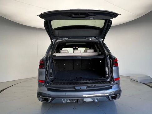 Certified 2025 BMW X5 xDrive40i w/ M Sport Package image 5