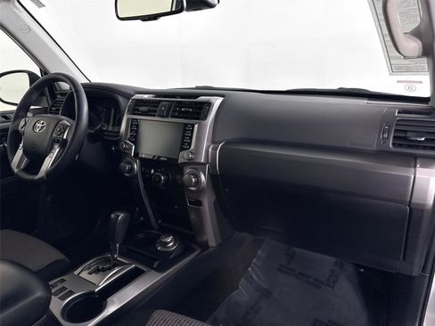Certified 2024 Toyota 4Runner SR5 AWD/4WD image 41