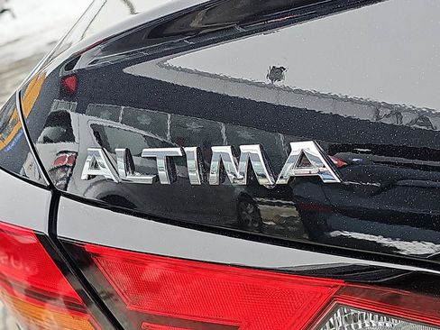 Certified 2022 Nissan Altima 2.5 SV w/ SV Premium Package image 32