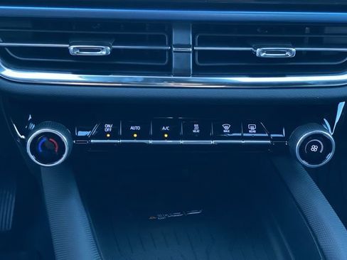 New 2026 Chevrolet Equinox EV LT FWD image 23