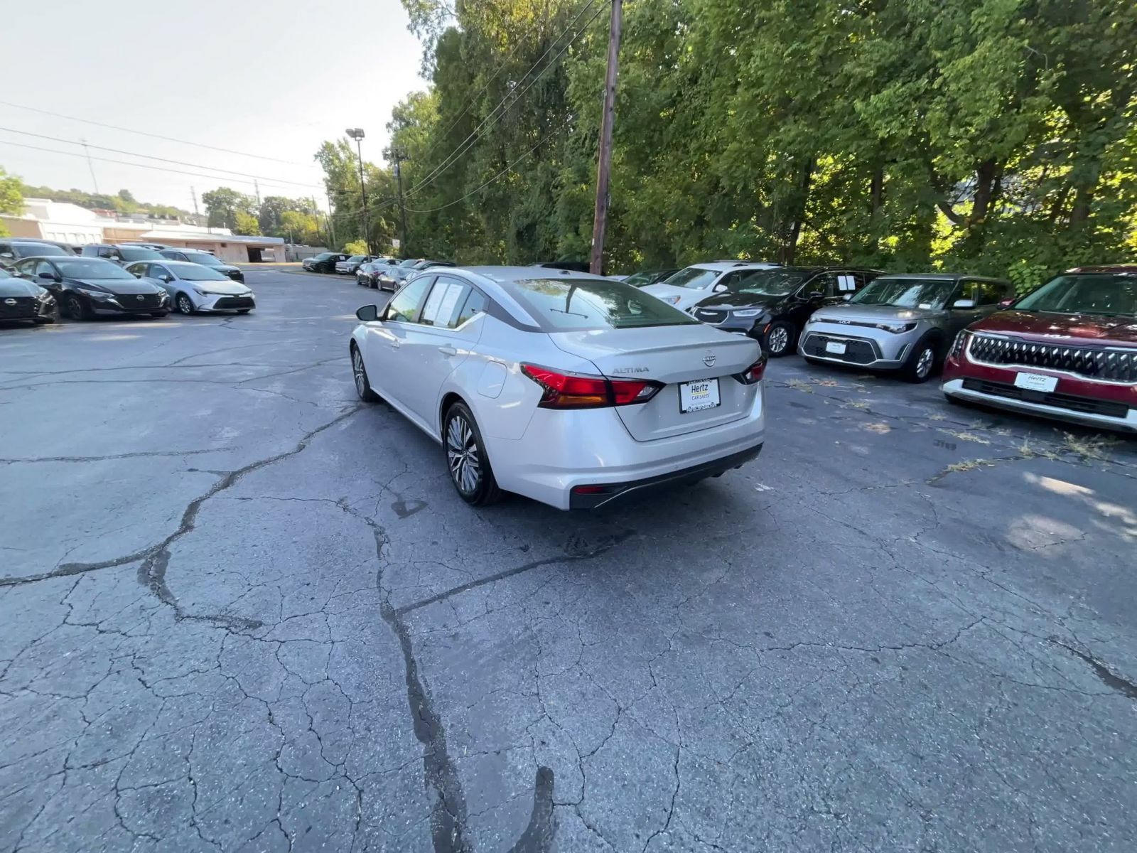 Used 2026 Nissan Altima 2.5 SV FWD image 10