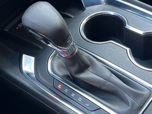 Certified 2023 Chevrolet Traverse LT image 22