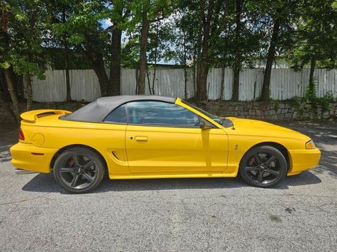 Used 1998 Ford Mustang Cobra RWD image 10