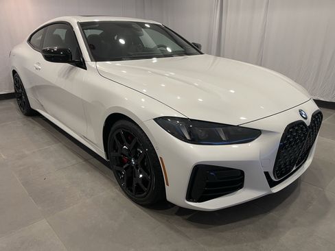 Used 2025 BMW 430i xDrive 430i xDrive w/ M Sport Package image 3