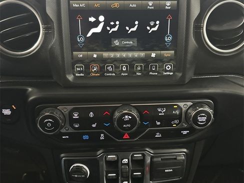 Used 2021 Jeep Wrangler Unlimited Sahara w/ Cold Weather Group image 41