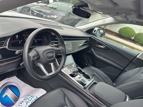 Used 2023 Audi Q8 Premium Plus image 17