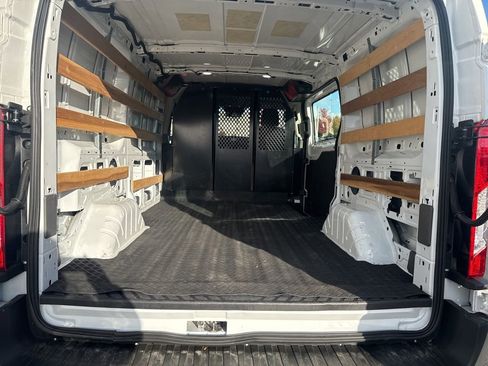 Used 2024 Ford Transit 250 Low Roof w/ Exterior Upgrade Package image 26