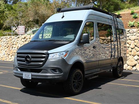 Used 2020 Mercedes-Benz Sprinter 2500 image 3