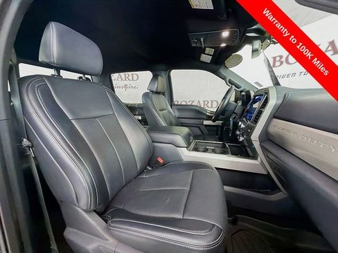 Certified 2022 Ford F250 Lariat w/ Black Appearance Package AWD/4WD image 36
