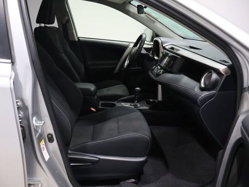 Used 2018 Toyota RAV4 XLE image 24