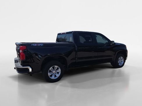 Used 2025 Chevrolet Silverado 1500 LT AWD/4WD image 5