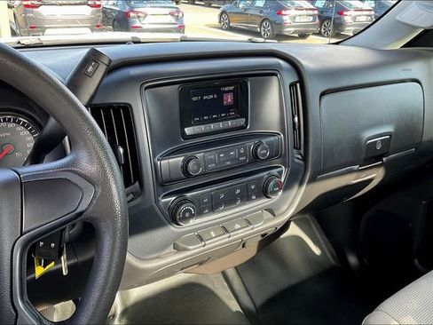 Used 2015 GMC Sierra 1500 2WD Regular Cab image 9