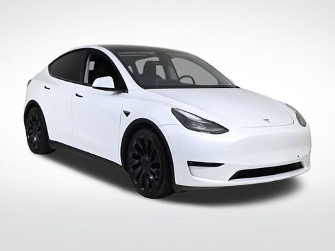 Used 2022 Tesla Model Y Performance image 7