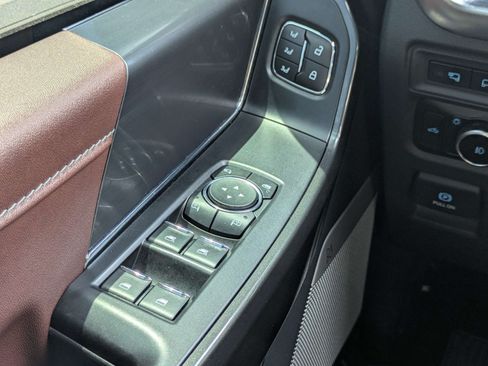 Used 2023 Ford F150 Lariat AWD/4WD image 31