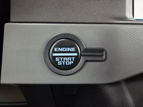 Used 2024 Ford Bronco Black Diamond AWD/4WD image 29