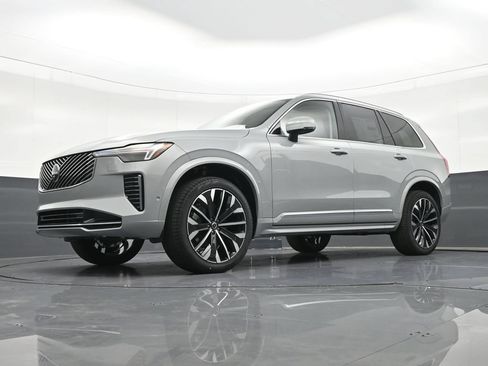 Used 2026 Volvo XC90 B6 Ultra w/ Protection Package AWD/4WD image 21