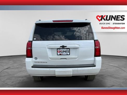 Used 2019 Chevrolet Suburban LT AWD/4WD image 7