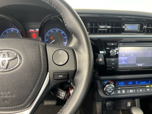 Used 2015 Toyota Corolla S FWD image 19