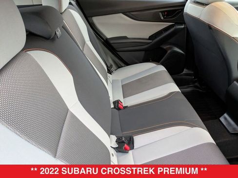 Used 2022 Subaru Crosstrek 2.0i Premium w/ Moonroof Package image 37