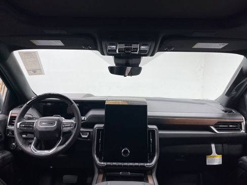 New 2026 GMC Yukon XL Denali w/ Denali Reserve Package AWD/4WD image 8