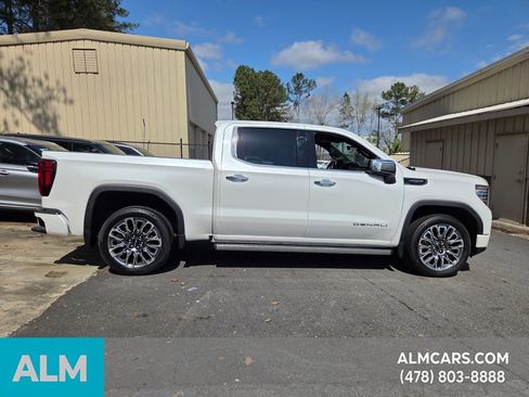 Used 2023 GMC Sierra 1500 Denali Ultimate image 11