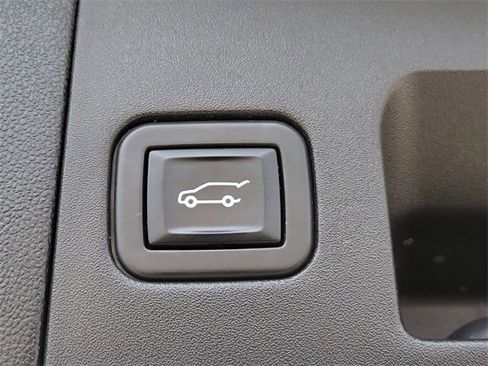 Used 2023 Cadillac XT5 Sportv image 12