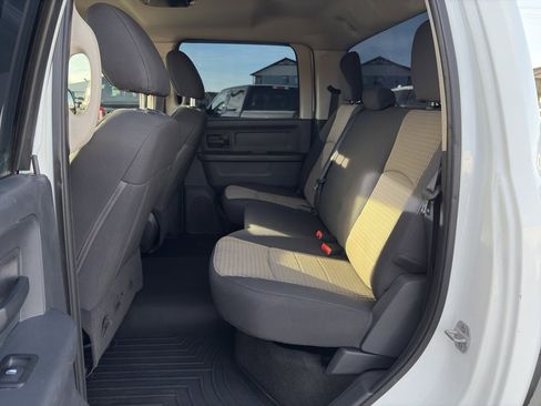 Used 2012 RAM 3500 ST w/ Chrome Appearance Group image 18