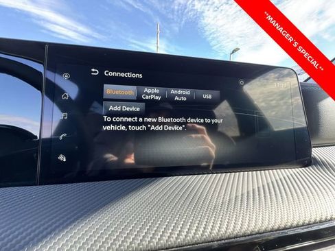 New 2025 Nissan Kicks SR AWD/4WD image 18