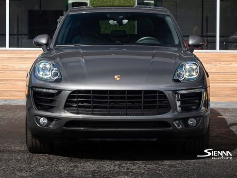 Used 2018 Porsche Macan image 8