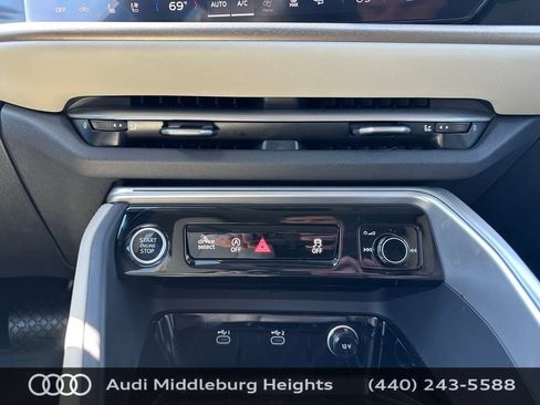 Certified 2025 Audi Q5 Premium w/ Premium Plus AWD/4WD image 33