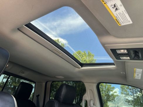 Used 2018 RAM 2500 Laramie w/ Sport Appearance Group AWD/4WD image 21